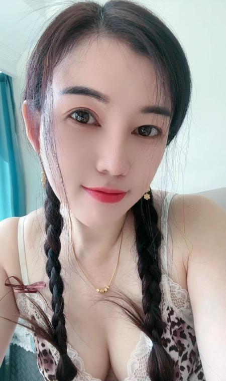 妮可老师莞式服务