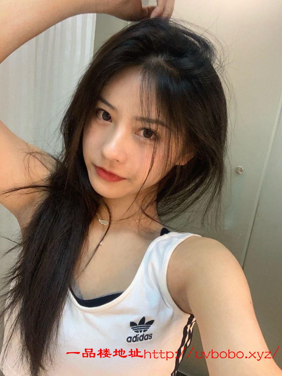 女大学生租房兼职