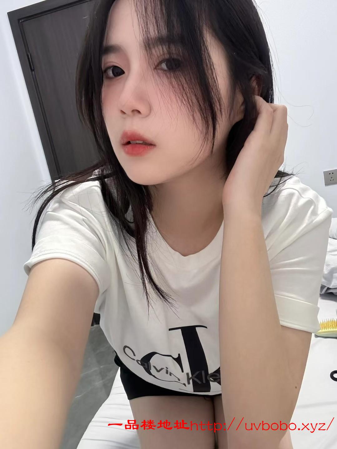 南山大胸诱惑
