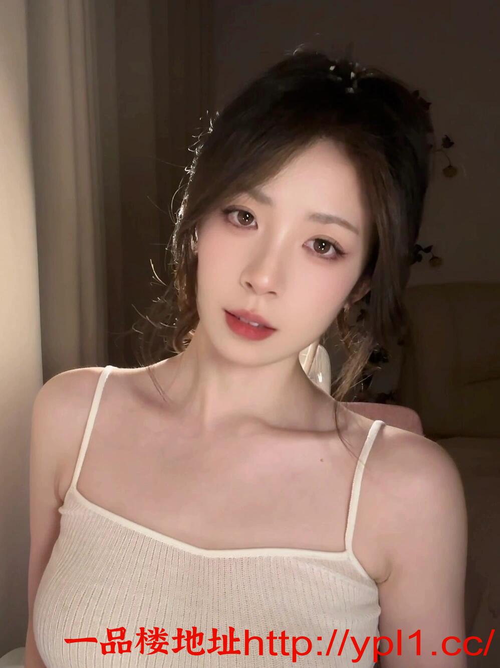 奶子大小穴紧致猛烈抽插撞击她高潮了