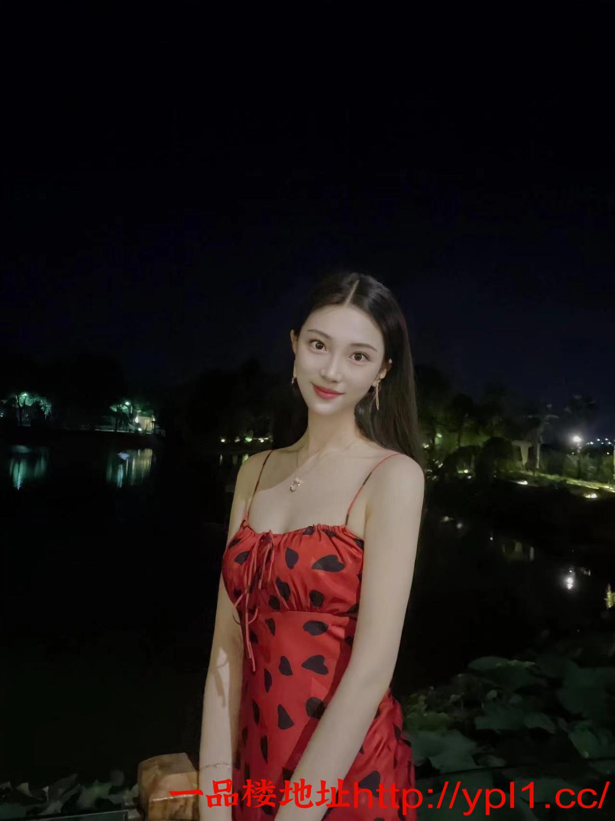 来旅游体验下海极品御姐