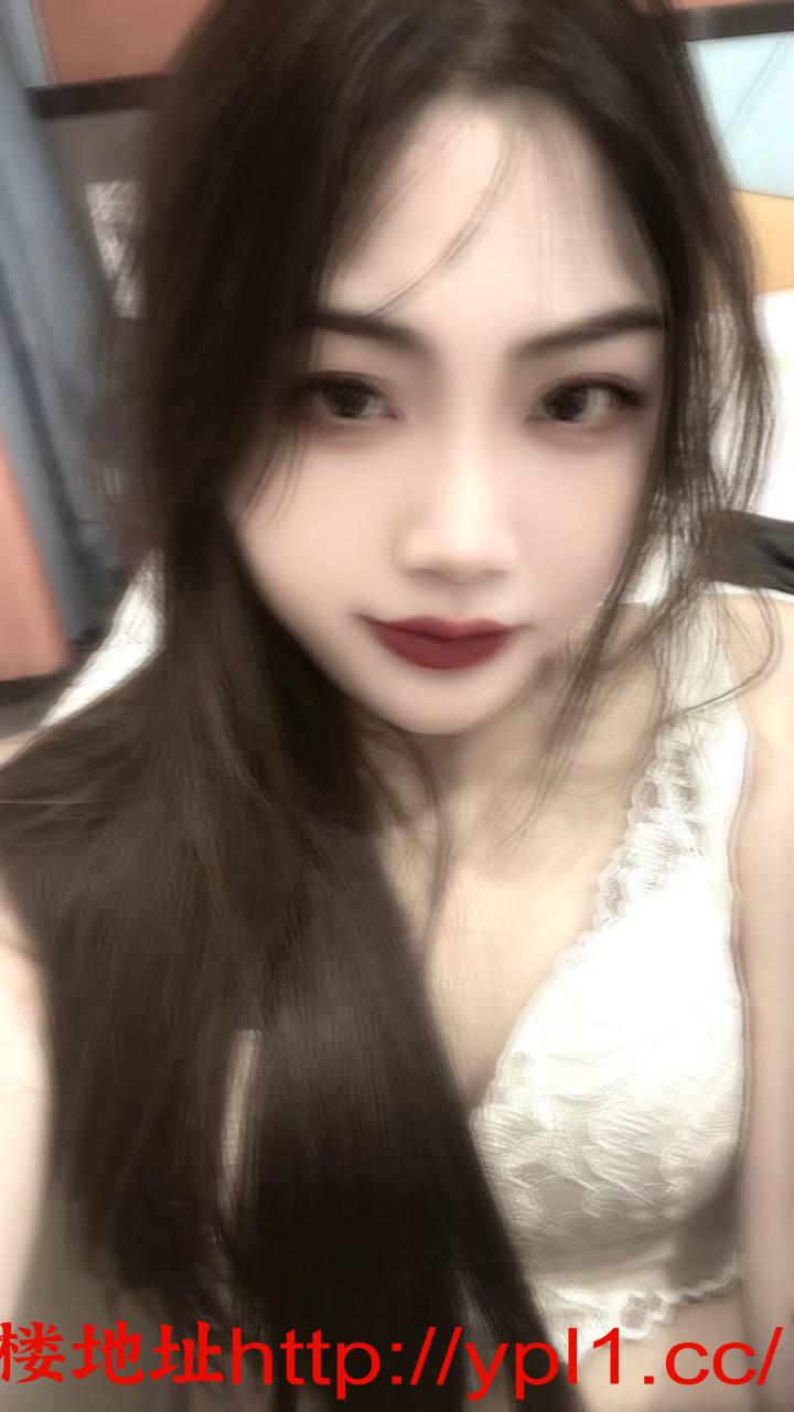 喀什地区00后巨乳肥臀