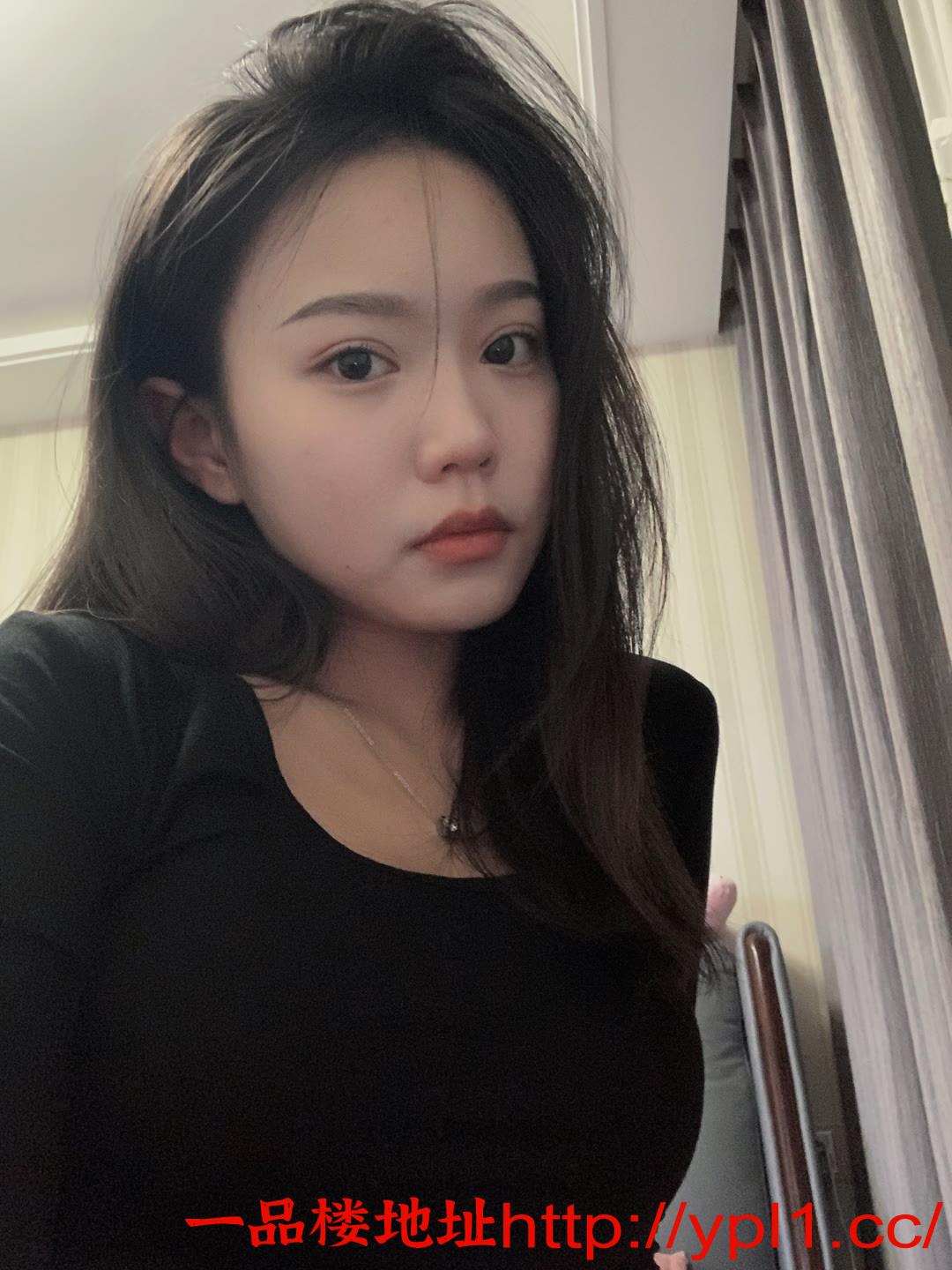 美丽可爱鲍鱼粉嫩出水